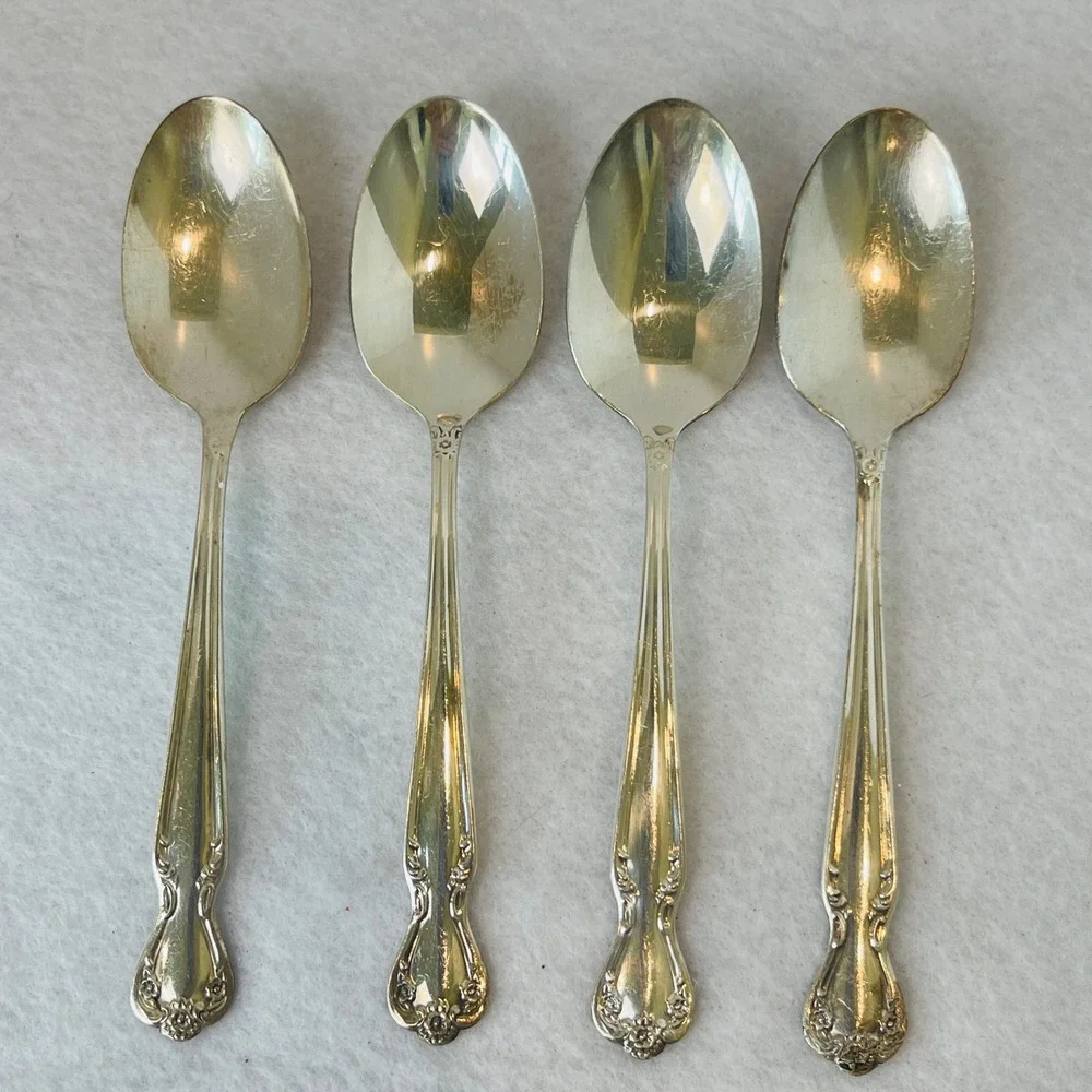 Rogers Brothers Silver Plate Teaspoons Set of 4 Vintage IS Floral Flatware